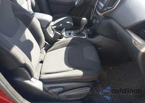 2015 Jeep Cherokee Latitude z USA, uszkodzony, nr VIN 1C4PJMCSXFW565538